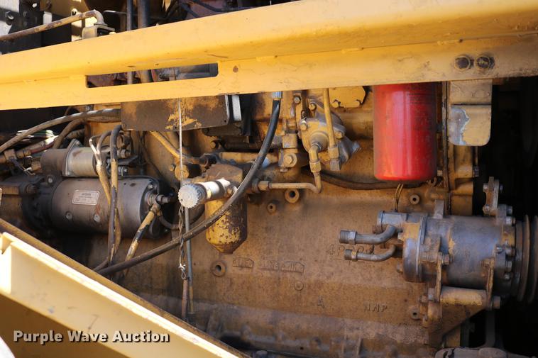 image for item DC7594 1992 Caterpillar 966F wheel loader