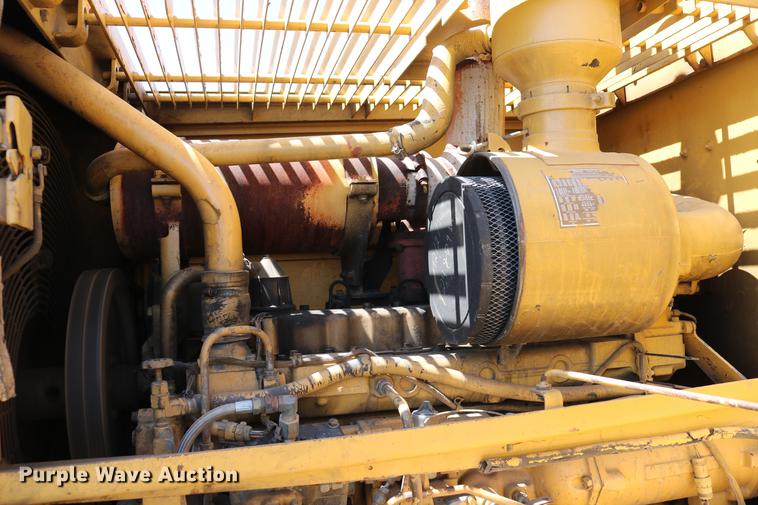 image for item DC7594 1992 Caterpillar 966F wheel loader