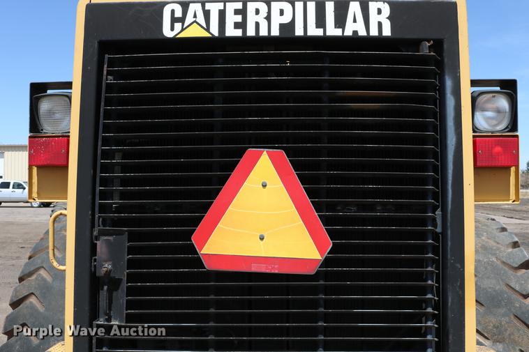 image for item DC7594 1992 Caterpillar 966F wheel loader