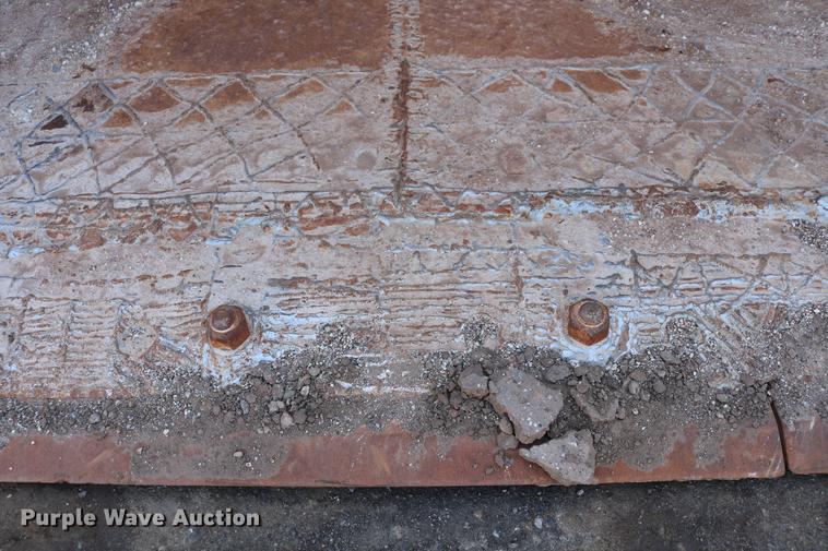 image for item DC7594 1992 Caterpillar 966F wheel loader