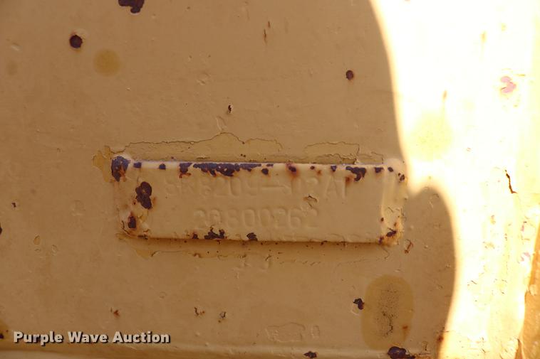 image for item DC7594 1992 Caterpillar 966F wheel loader