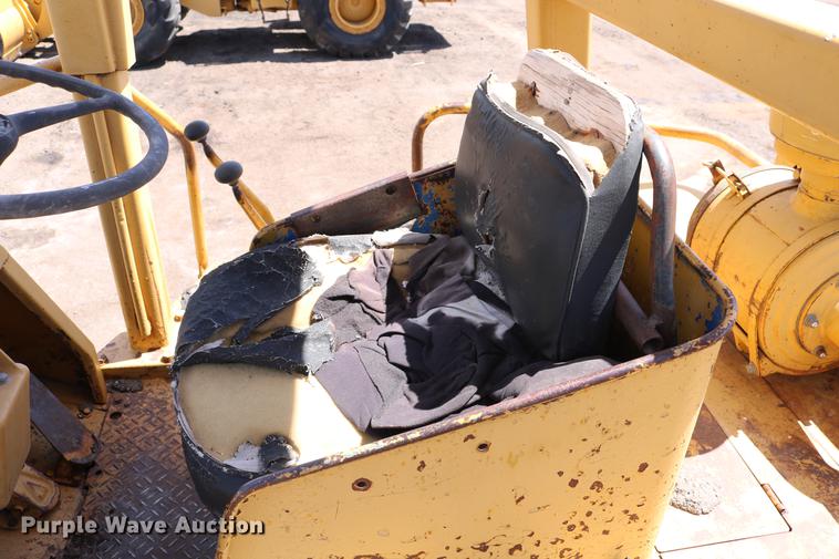 image for item DC7595 1980 Caterpillar 950 wheel loader