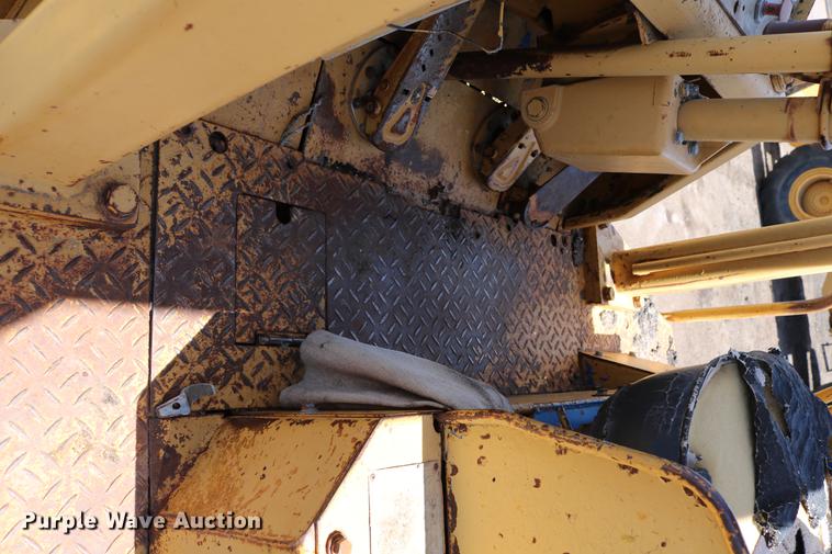 image for item DC7595 1980 Caterpillar 950 wheel loader