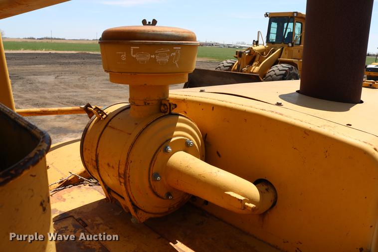 image for item DC7595 1980 Caterpillar 950 wheel loader