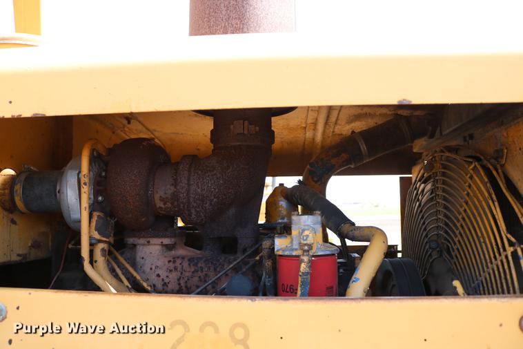 image for item DC7595 1980 Caterpillar 950 wheel loader