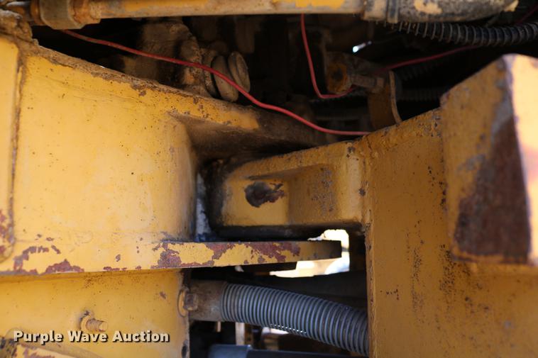 image for item DC7595 1980 Caterpillar 950 wheel loader