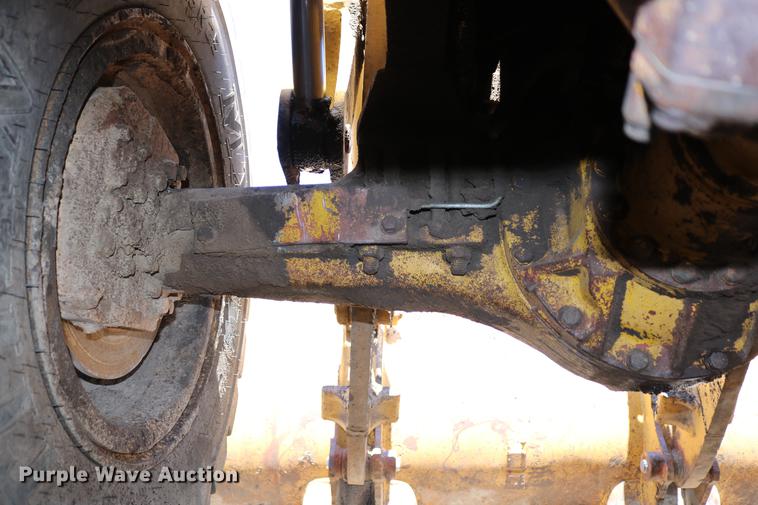 image for item DC7595 1980 Caterpillar 950 wheel loader
