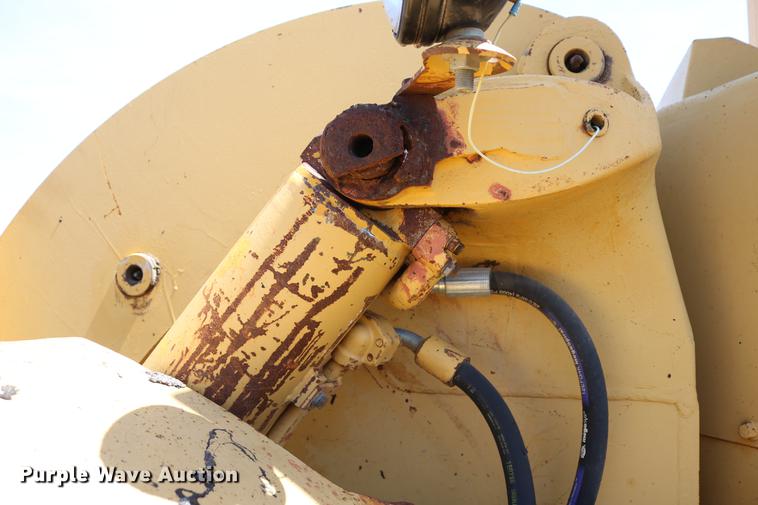 image for item DC7595 1980 Caterpillar 950 wheel loader