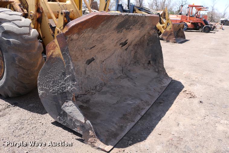 image for item DC7595 1980 Caterpillar 950 wheel loader