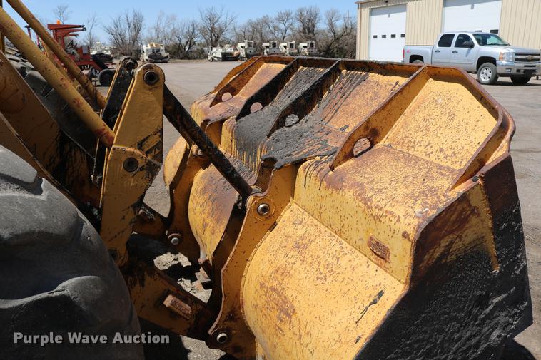 image for item DC7595 1980 Caterpillar 950 wheel loader