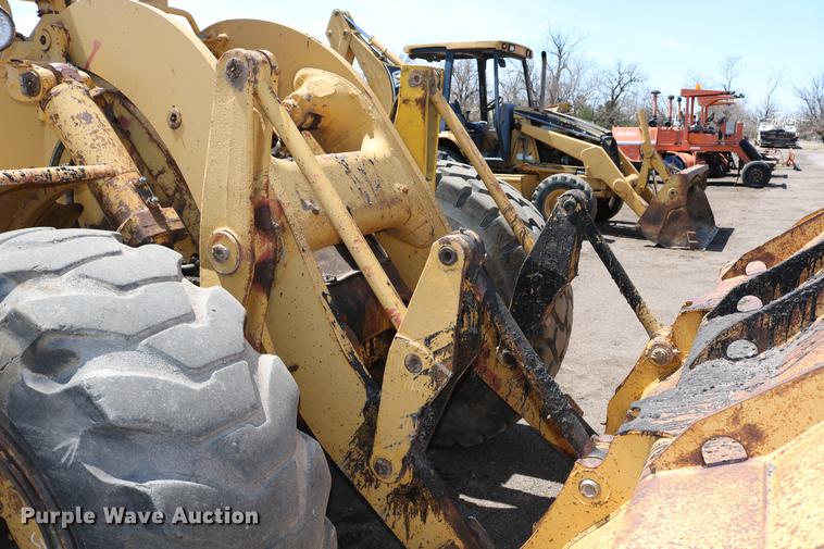 image for item DC7595 1980 Caterpillar 950 wheel loader