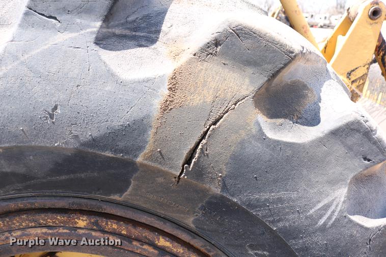 image for item DC7595 1980 Caterpillar 950 wheel loader