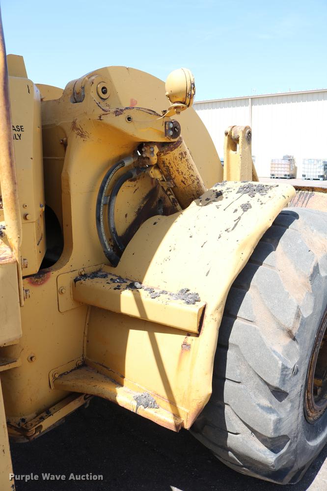 image for item DC7595 1980 Caterpillar 950 wheel loader