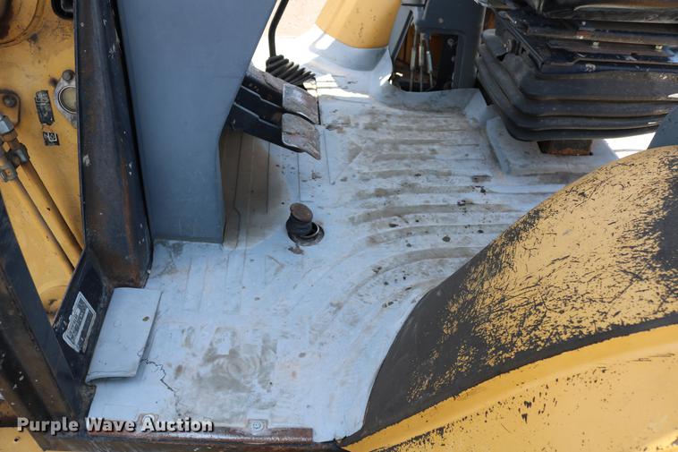 image for item DC7596 1997 Caterpillar 416C backhoe