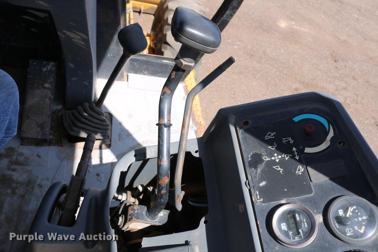 image for item DC7596 1997 Caterpillar 416C backhoe