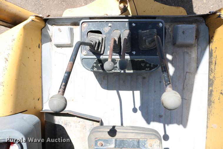 image for item DC7596 1997 Caterpillar 416C backhoe