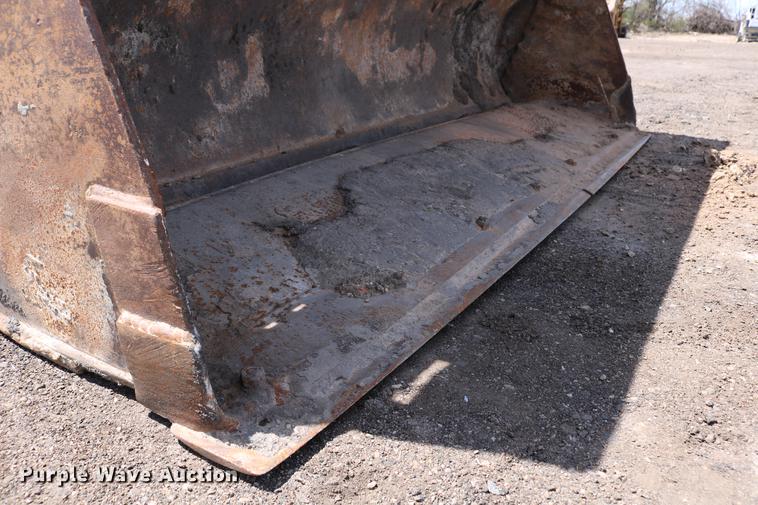 image for item DC7596 1997 Caterpillar 416C backhoe