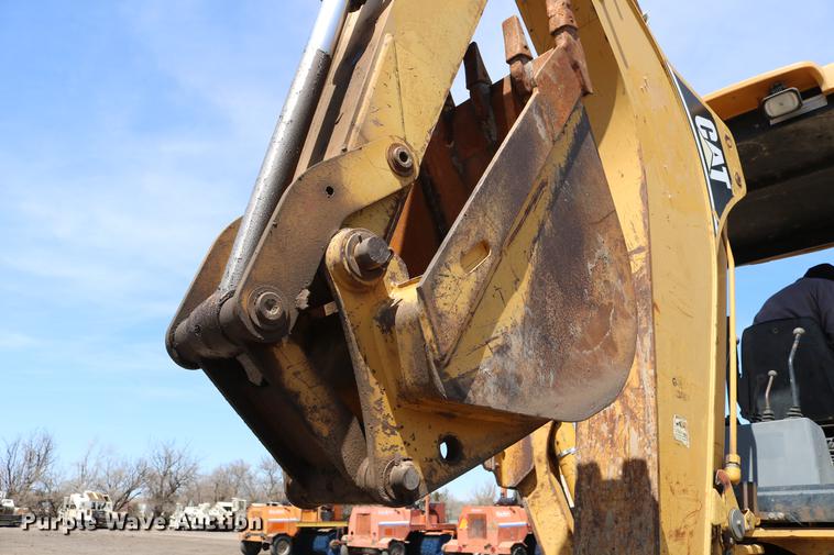 image for item DC7596 1997 Caterpillar 416C backhoe