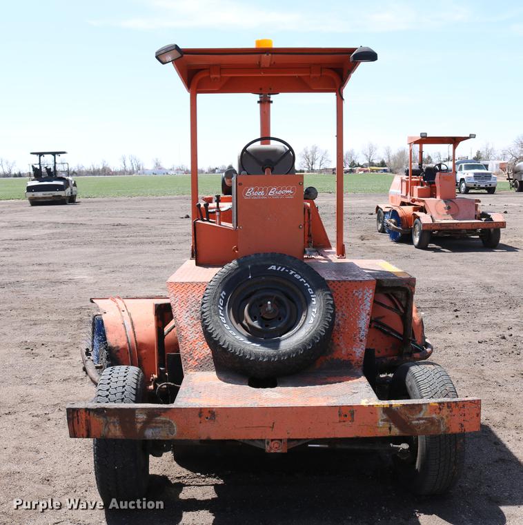 image for item DC7597 Broce RJ350 broom