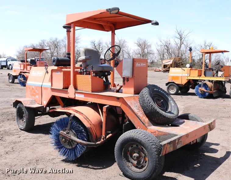 image for item DC7597 Broce RJ350 broom