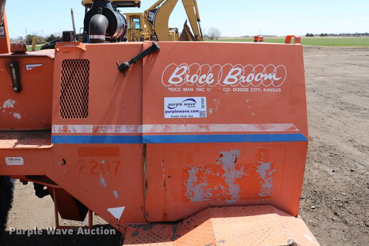 image for item DC7597 Broce RJ350 broom