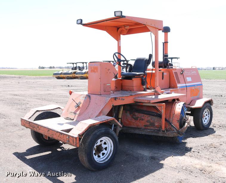 image for item DC7598 Broce RJ350 broom