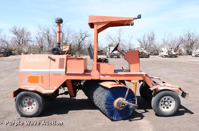 image for item DC7598 Broce RJ350 broom