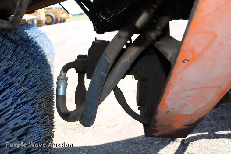 image for item DC7598 Broce RJ350 broom