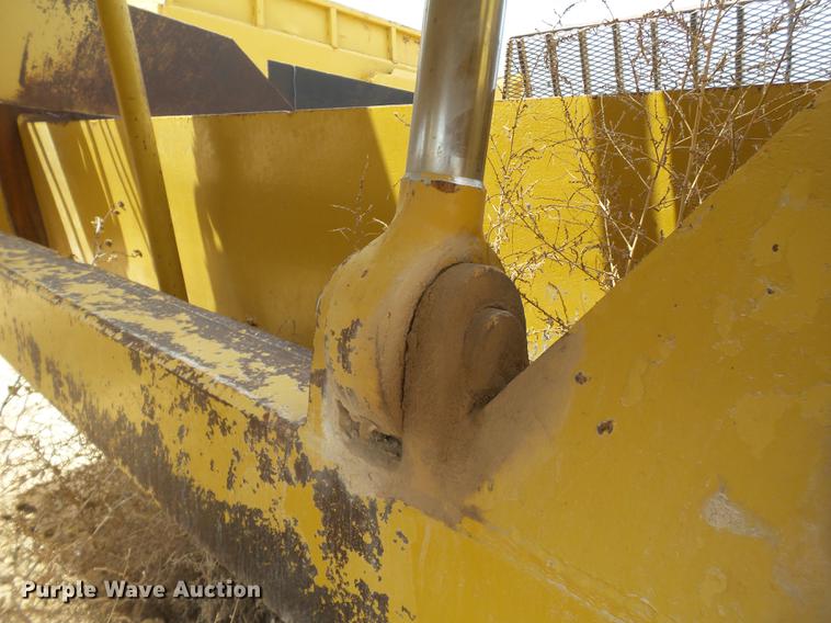 image for item DD1205 Caterpillar 631C conventional scraper