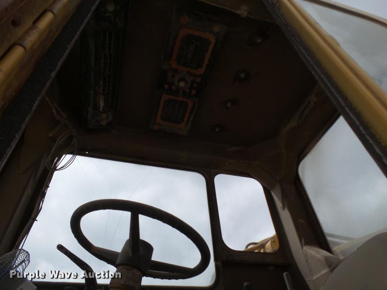 image for item DD1205 Caterpillar 631C conventional scraper