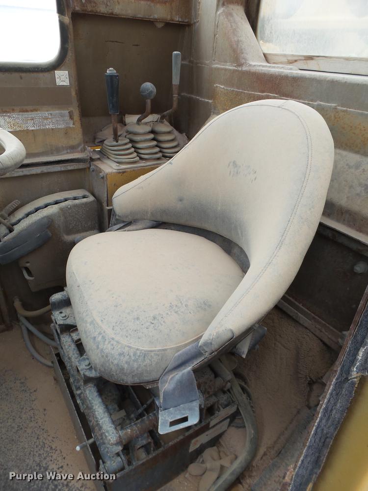 image for item DD1205 Caterpillar 631C conventional scraper