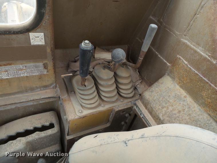 image for item DD1205 Caterpillar 631C conventional scraper