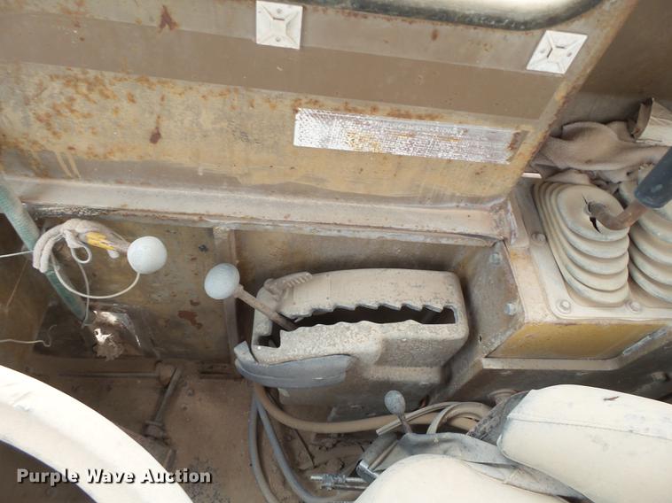 image for item DD1205 Caterpillar 631C conventional scraper