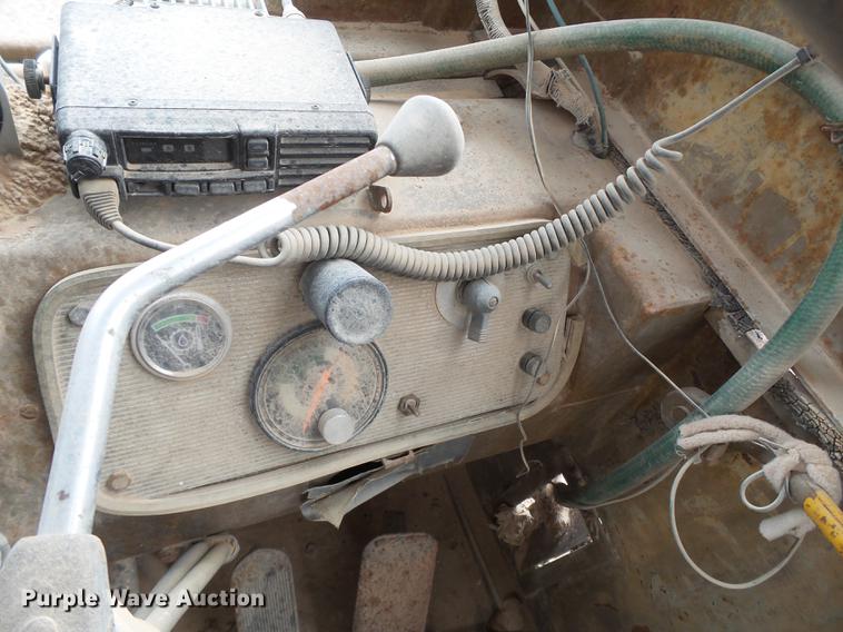 image for item DD1205 Caterpillar 631C conventional scraper