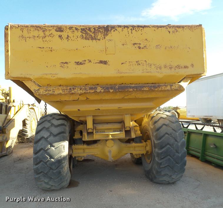 image for item DD1206 Phil end dump trailer