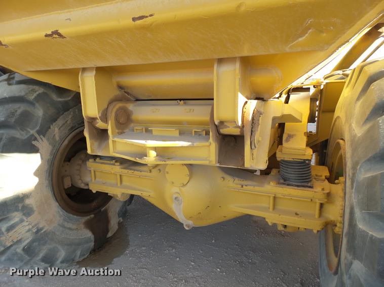 image for item DD1206 Phil end dump trailer