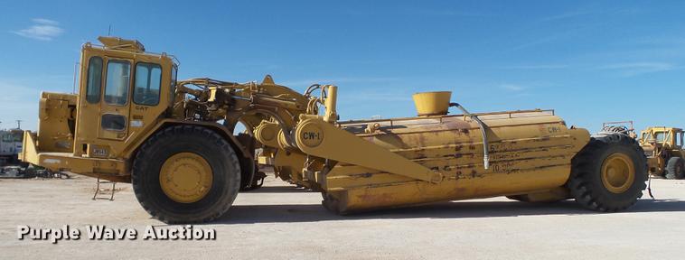 image for item DD1209 1989 Caterpillar 631E water wagon