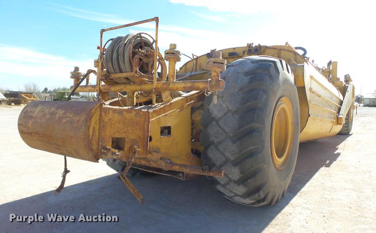 image for item DD1209 1989 Caterpillar 631E water wagon