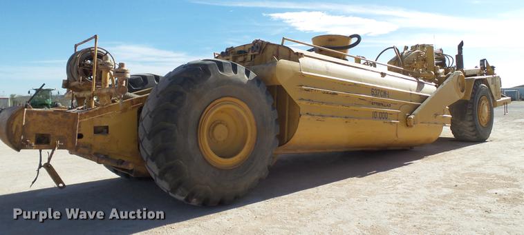 image for item DD1209 1989 Caterpillar 631E water wagon