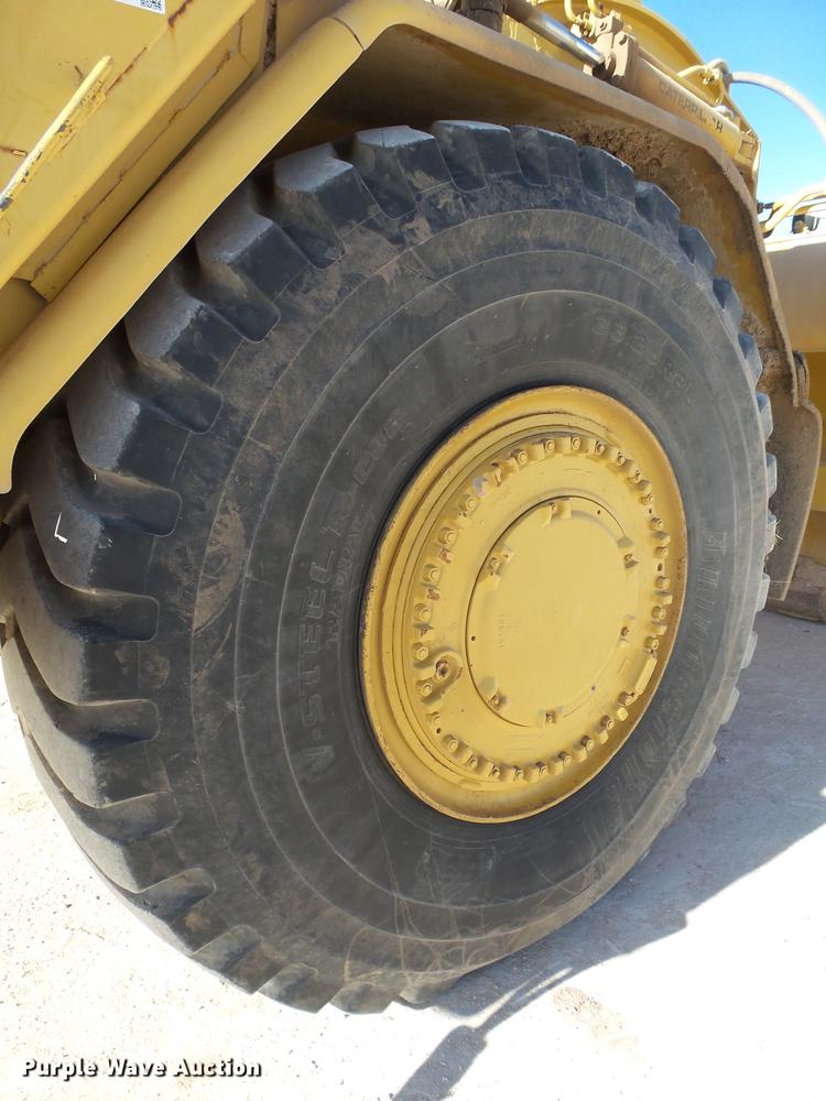 image for item DD1209 1989 Caterpillar 631E water wagon