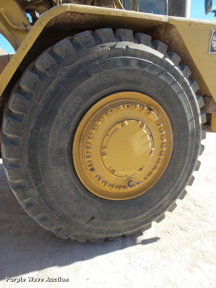 image for item DD1209 1989 Caterpillar 631E water wagon