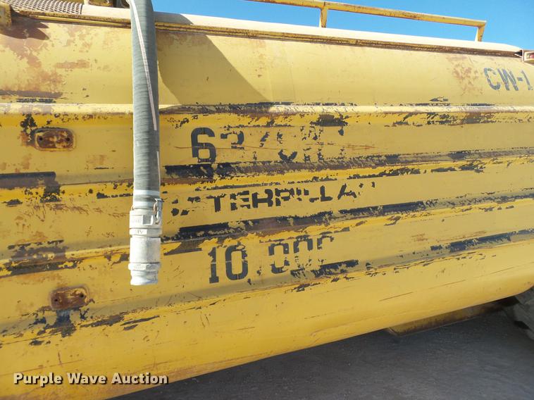 image for item DD1209 1989 Caterpillar 631E water wagon