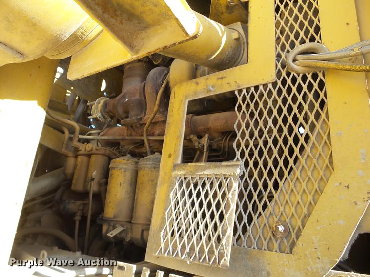 image for item DD1209 1989 Caterpillar 631E water wagon