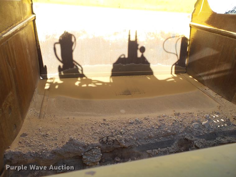 image for item DD1210 1989 Caterpillar 631E conventional scraper