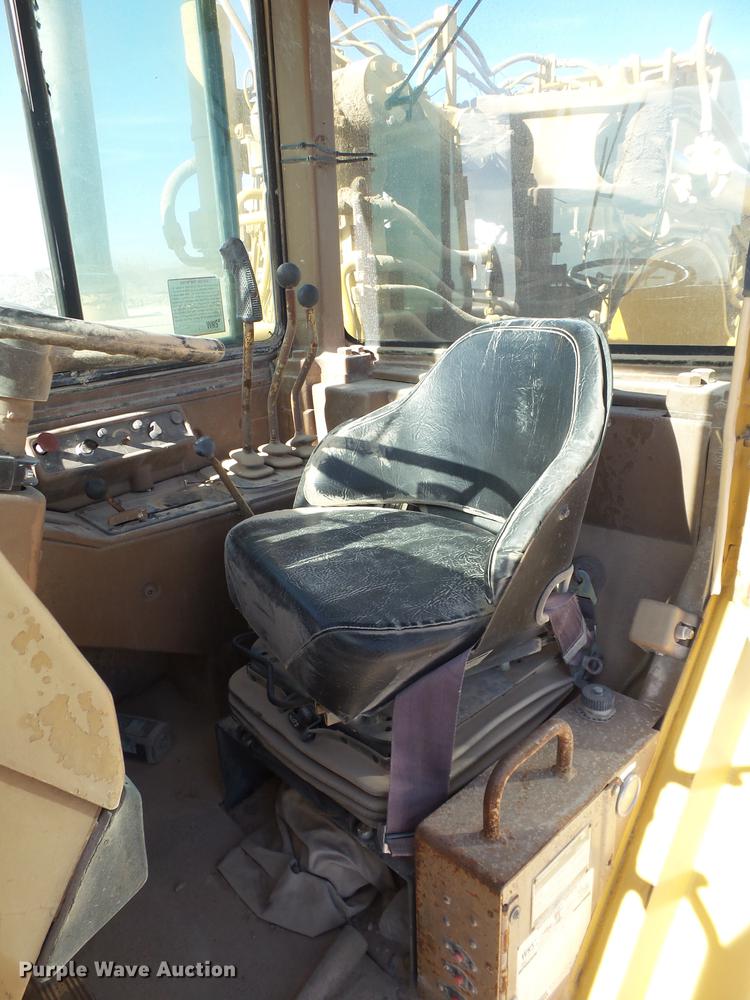 image for item DD1210 1989 Caterpillar 631E conventional scraper