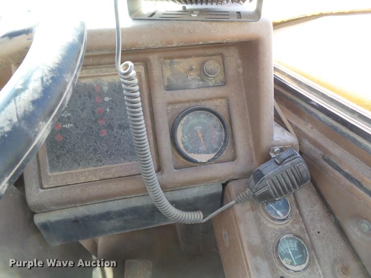 image for item DD1210 1989 Caterpillar 631E conventional scraper