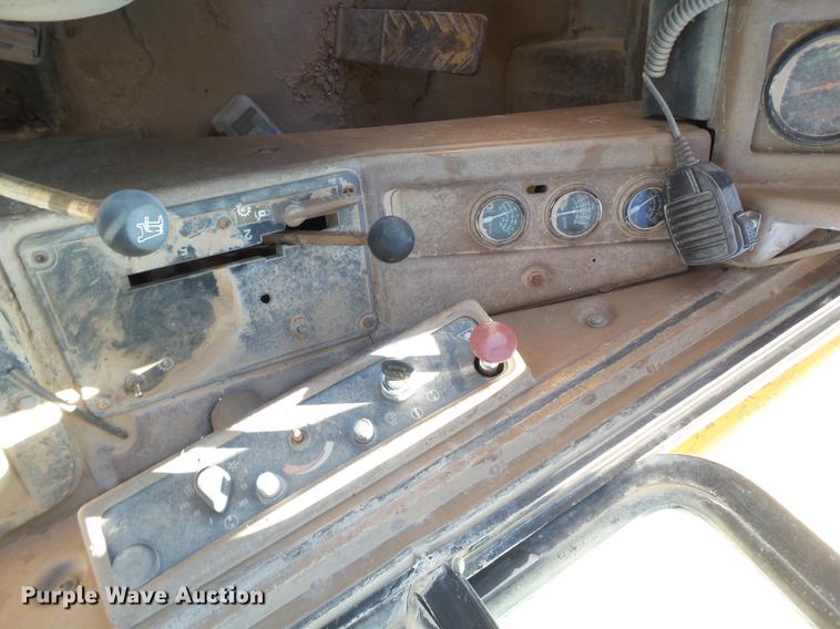 image for item DD1210 1989 Caterpillar 631E conventional scraper