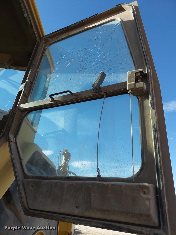 image for item DD1211 1988 Caterpillar 631E conventional scraper