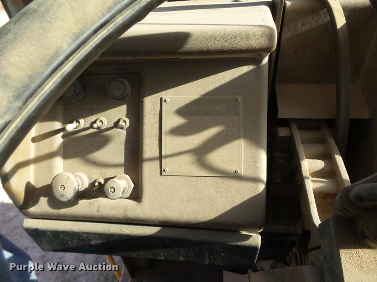 image for item DD1211 1988 Caterpillar 631E conventional scraper