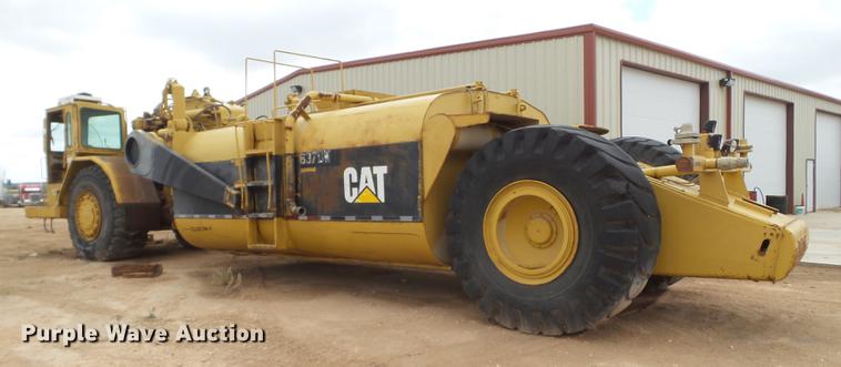 image for item DD1212 Caterpillar 637DW water wagon